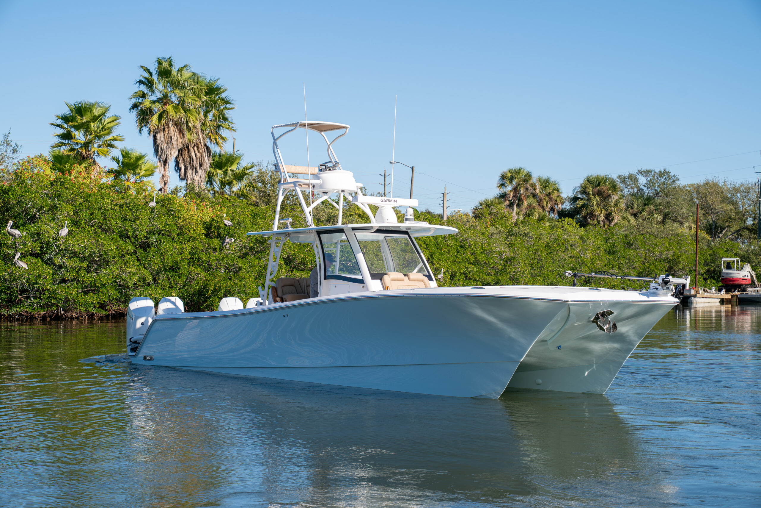 Front Runner boats for sale featuring an offshore catamaran center console designed for stability, performance, and serious fishing